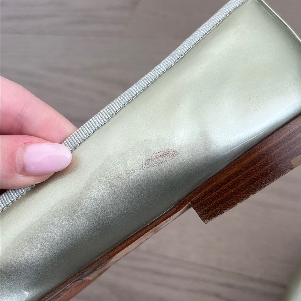 CHANEL Women's Metallic Silver Flats - Picture 8 of 10